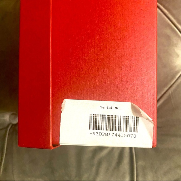 EUC FERRAGAMO Varina Patent Leather Ballet Flats - Size 7 - Picture 10 of 12